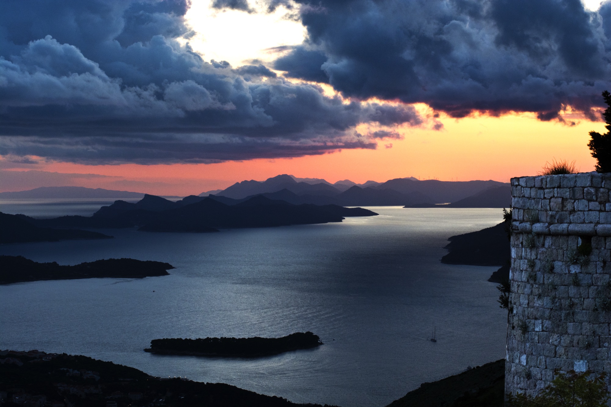 Places photograph by Antoine Moreau (4 of 24)